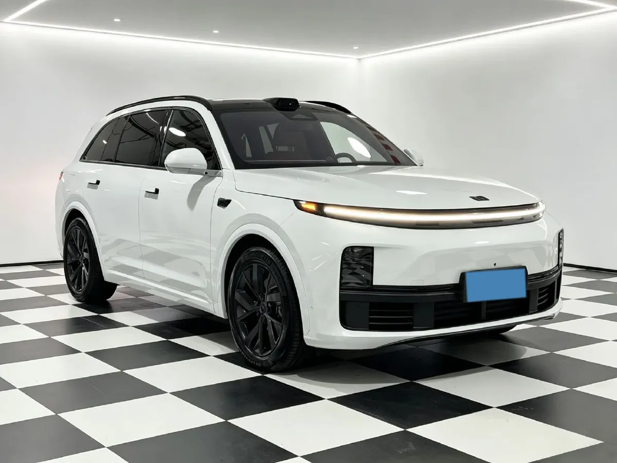 2023 Li L7 Range Extended 154HP REEV 40.9KWH,autocango,china used car exporter,china ev exporter,chinese used car exporter,chinese used ev exporter