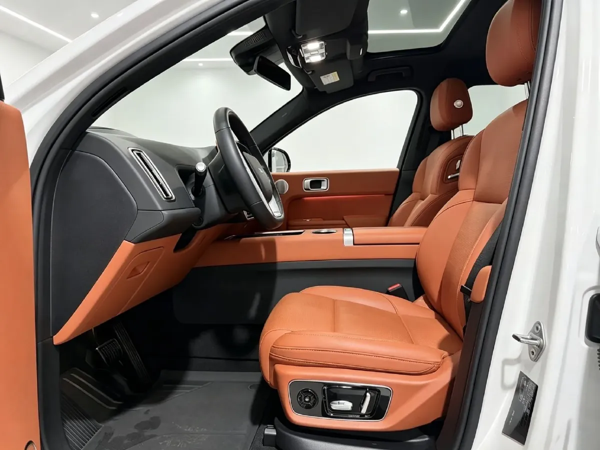 2023 Li L7 Range Extended 154HP REEV 40.9KWH,autocango,china used car exporter,china ev exporter,chinese used car exporter,chinese used ev exporter