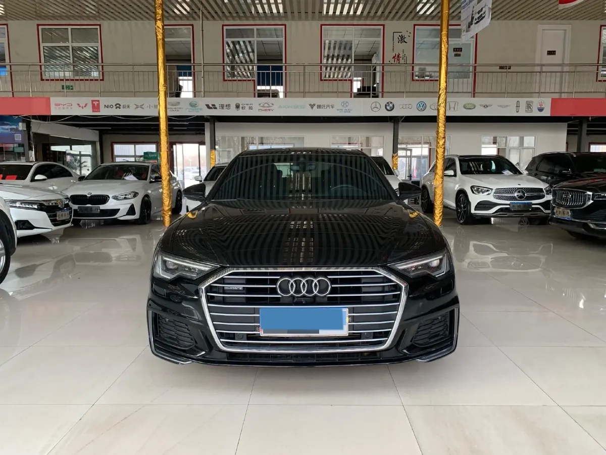 2021 Audi A6L 2.0T 224HP L4 7DCT,autocango,china used car exporter,china ev exporter,chinese used car exporter,chinese used ev exporter