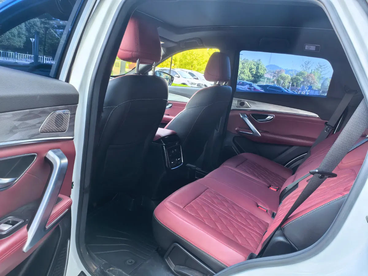 2023 Jetour X70 Plus 1.6T 197HP L4 7DCT,autocango,china used car exporter,china ev exporter,chinese used car exporter,chinese used ev exporter