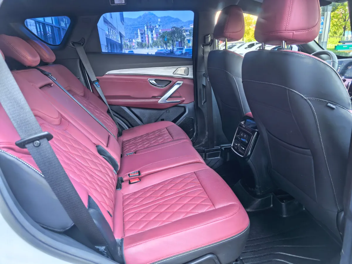 2023 Jetour X70 Plus 1.6T 197HP L4 7DCT,autocango,china used car exporter,china ev exporter,chinese used car exporter,chinese used ev exporter