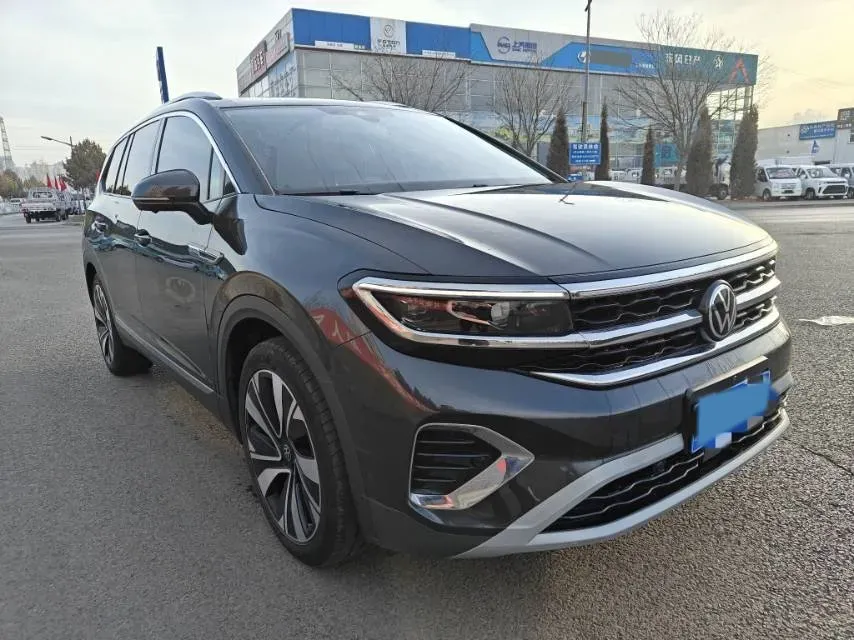 2023 Volkswagen Talagon 2.0T 220HP L4 7DCT,autocango,china used car exporter,china ev exporter,chinese used car exporter,chinese used ev exporter