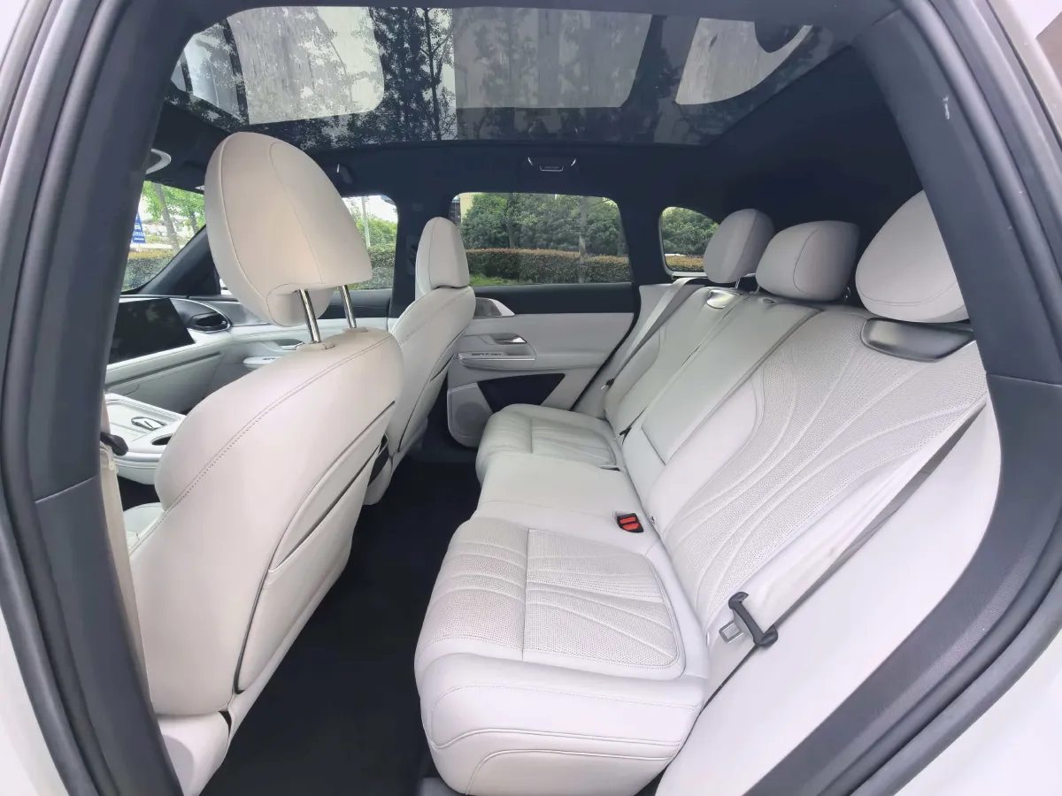 2024 Xpeng G9 BEV 78.2KWH,autocango,china used car exporter,china ev exporter,chinese used car exporter,chinese used ev exporter
