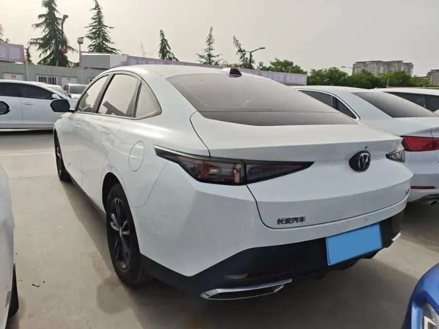 2021 ChangAn UNI-K 2.0T 233HP L4 8AT,autocango,china used car exporter,china ev exporter,chinese used car exporter,chinese used ev exporter