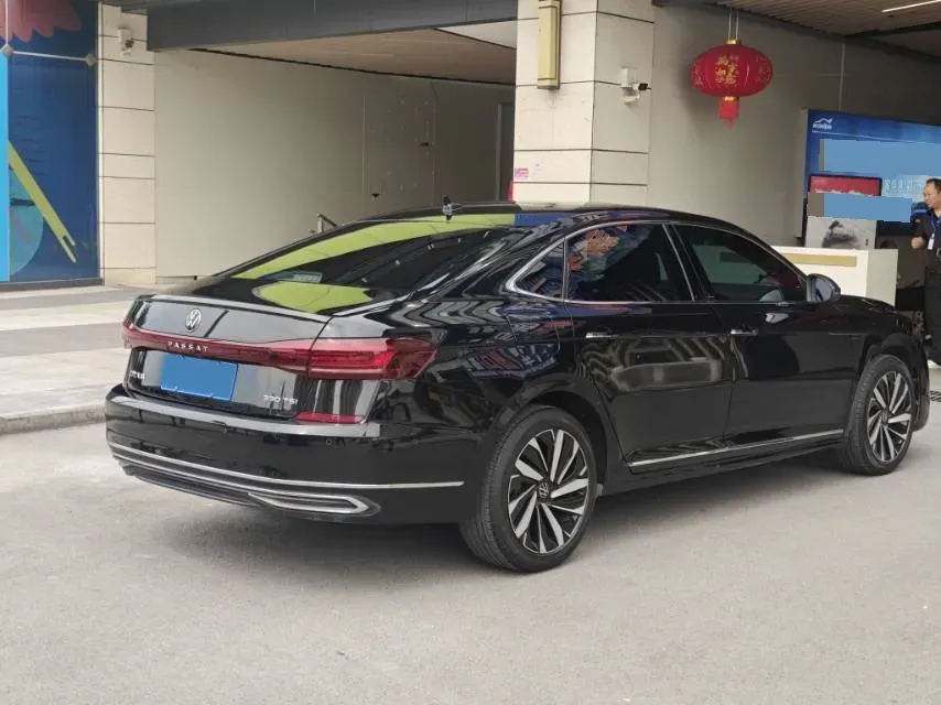 2022 Xpeng P7 BEV 60.2KWH,autocango,china used car exporter,china ev exporter,chinese used car exporter,chinese used ev exporter