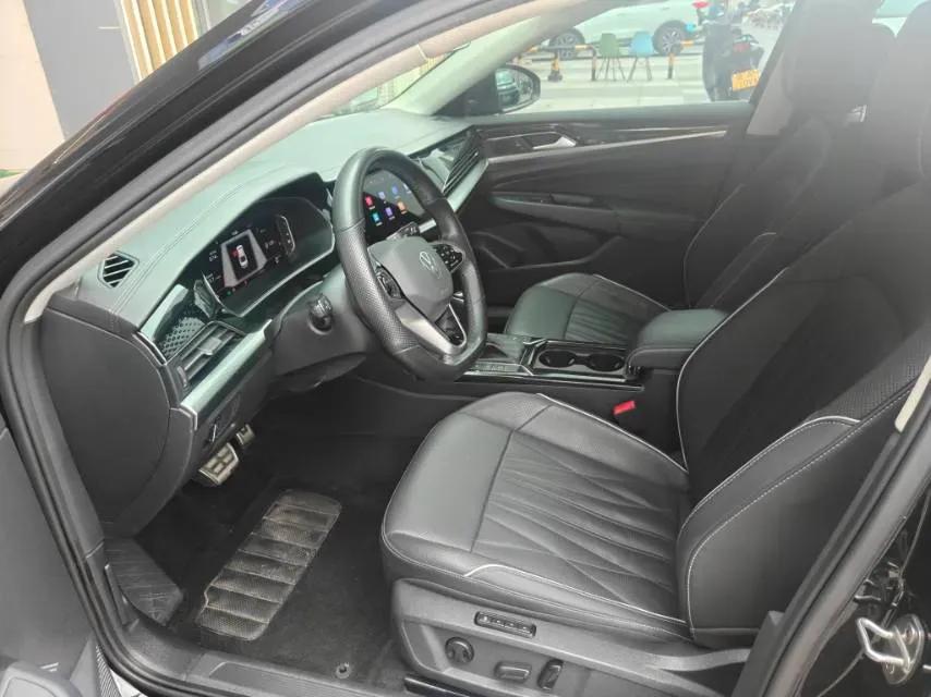 2022 Xpeng P7 BEV 60.2KWH,autocango,china used car exporter,china ev exporter,chinese used car exporter,chinese used ev exporter