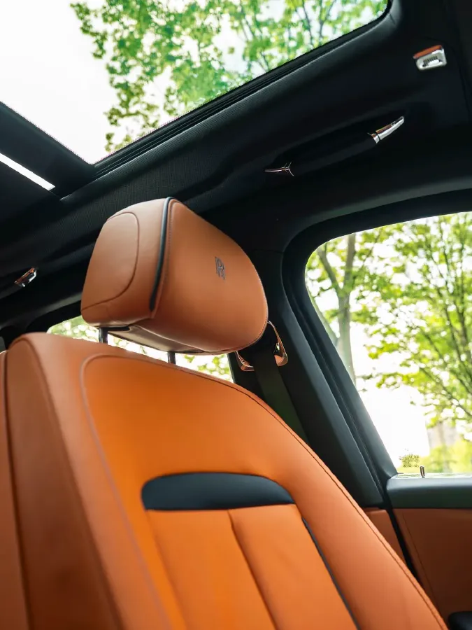 2018 Rolls-Royce Cullinan 6.7T 571HP V12 8AT,autocango,china used car exporter,china ev exporter,chinese used car exporter,chinese used ev exporter