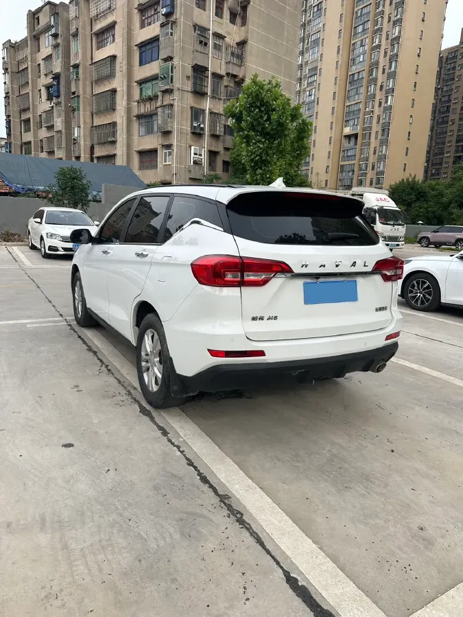 2019 Haval M6 1.5T 150HP L4 7DCT,autocango,china used car exporter,china ev exporter,chinese used car exporter,chinese used ev exporter