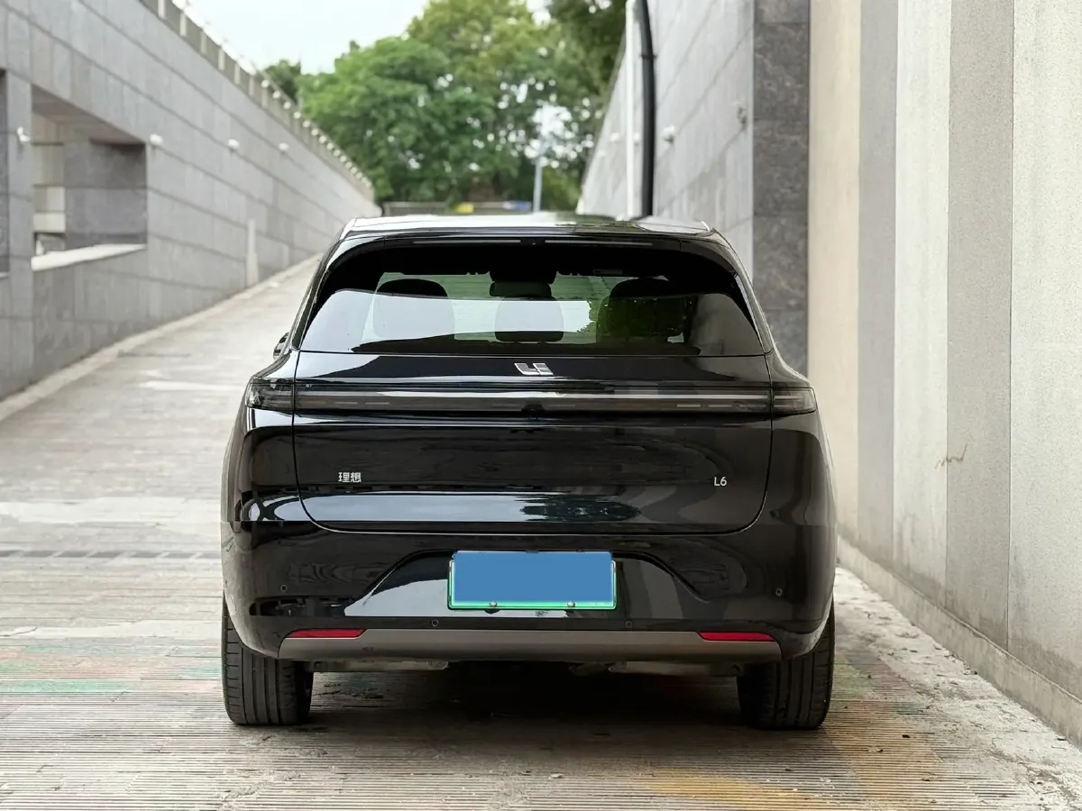 2024 Li L6 Range Extended 154HP L4 REEV 36.8KWH,autocango,china used car exporter,china ev exporter,chinese used car exporter,chinese used ev exporter