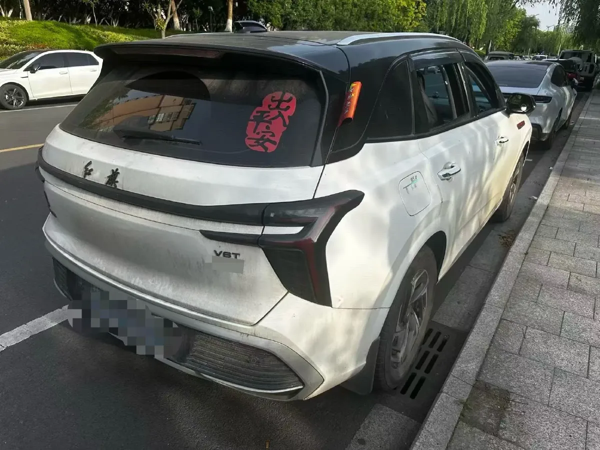 2024 HongQi HS3 1.5T 169HP L4 7DCT,autocango,china used car exporter,china ev exporter,chinese used car exporter,chinese used ev exporter