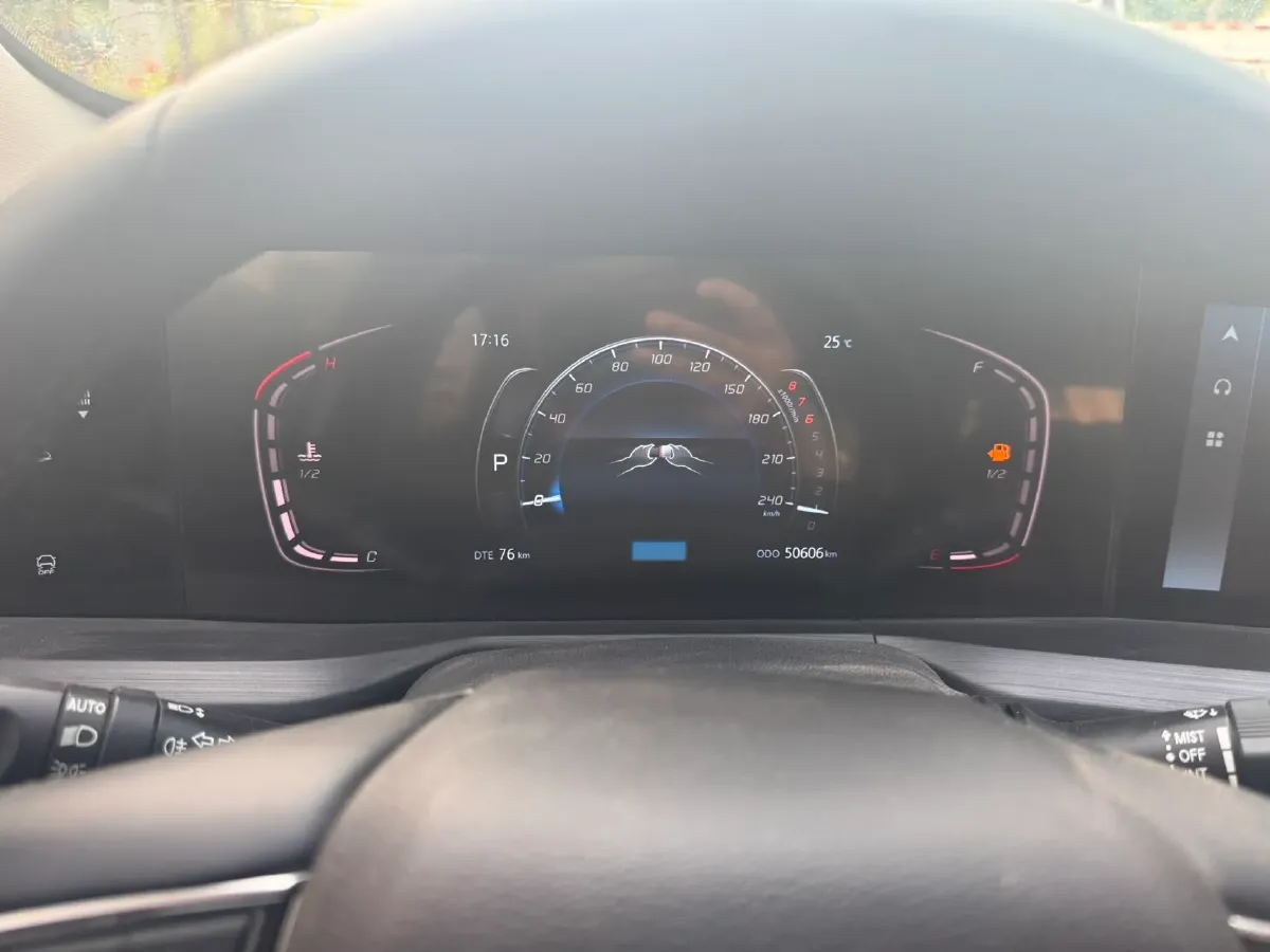 2020 ChangAn CS75 Plus 1.5T 178HP L4 6AT,autocango,china used car exporter,china ev exporter,chinese used car exporter,chinese used ev exporter