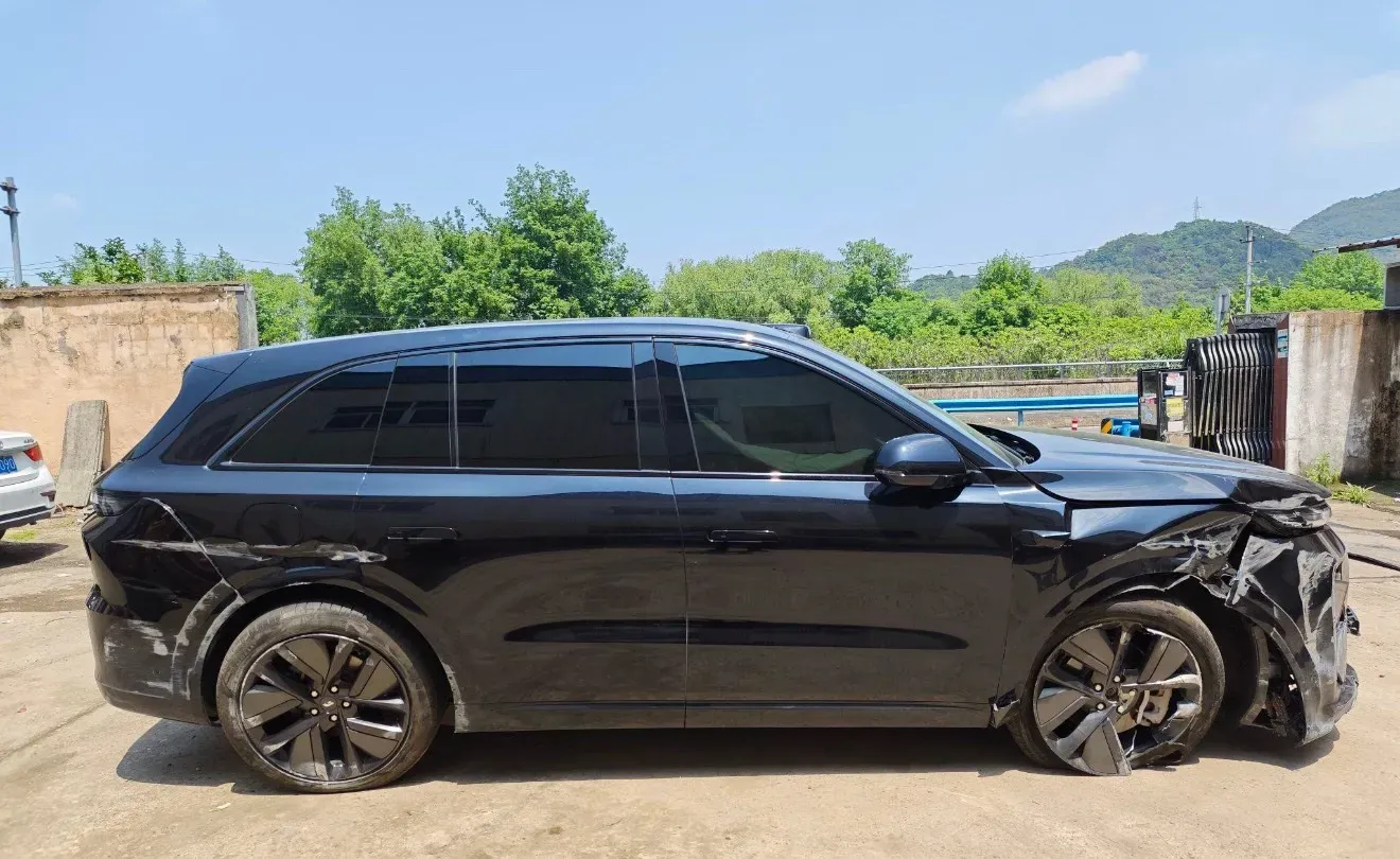 2024 Li L6 Range Extended 154HP L4 REEV 36.8KWH,autocango,china used car exporter,china ev exporter,chinese used car exporter,chinese used ev exporter