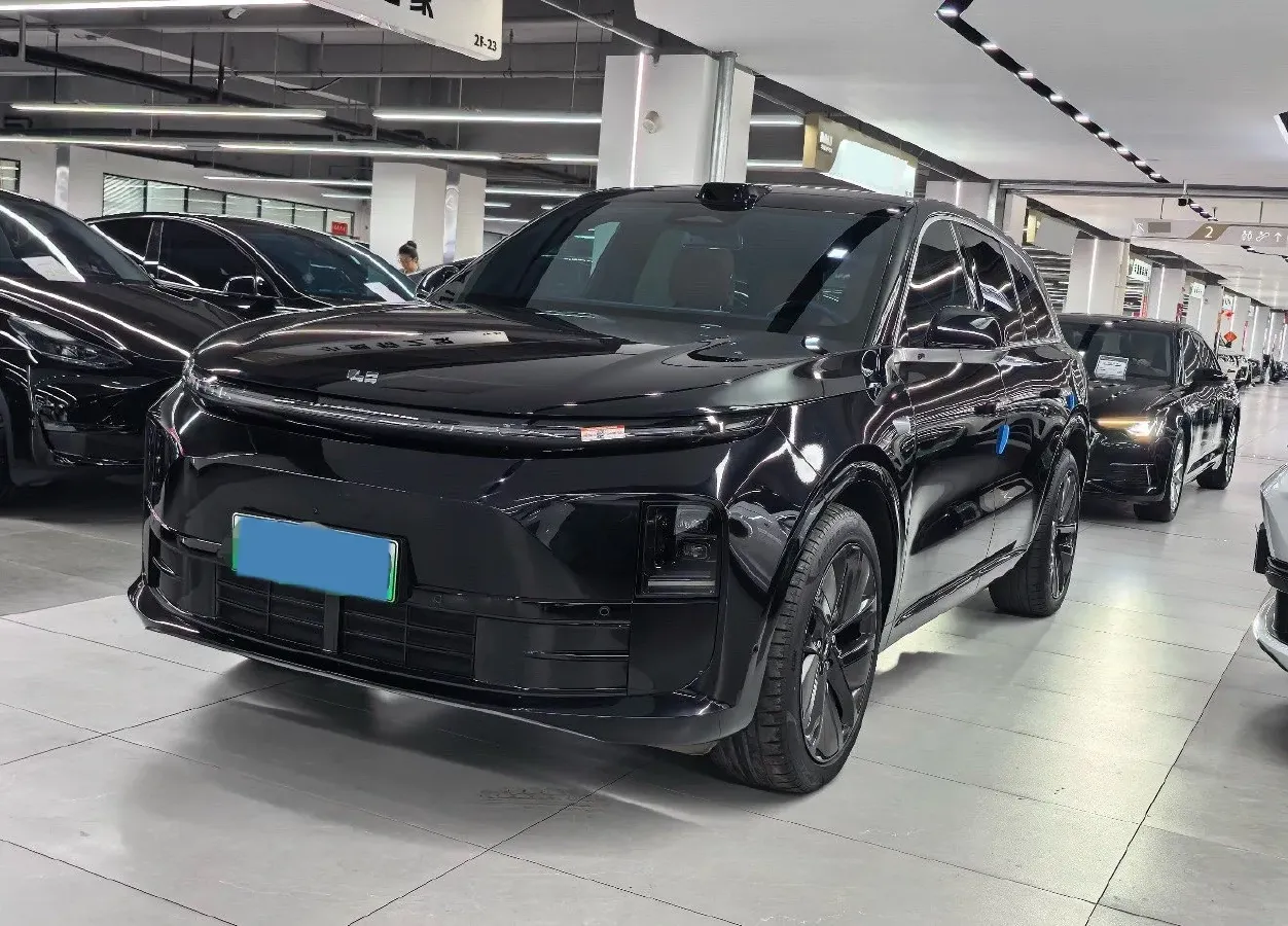 2024 Li L6 Range Extended 154HP L4 REEV 36.8KWH,autocango,china used car exporter,china ev exporter,chinese used car exporter,chinese used ev exporter
