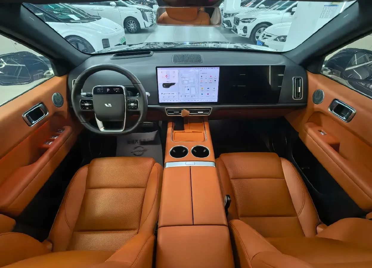 2024 Li L6 Range Extended 154HP L4 REEV 36.8KWH,autocango,china used car exporter,china ev exporter,chinese used car exporter,chinese used ev exporter