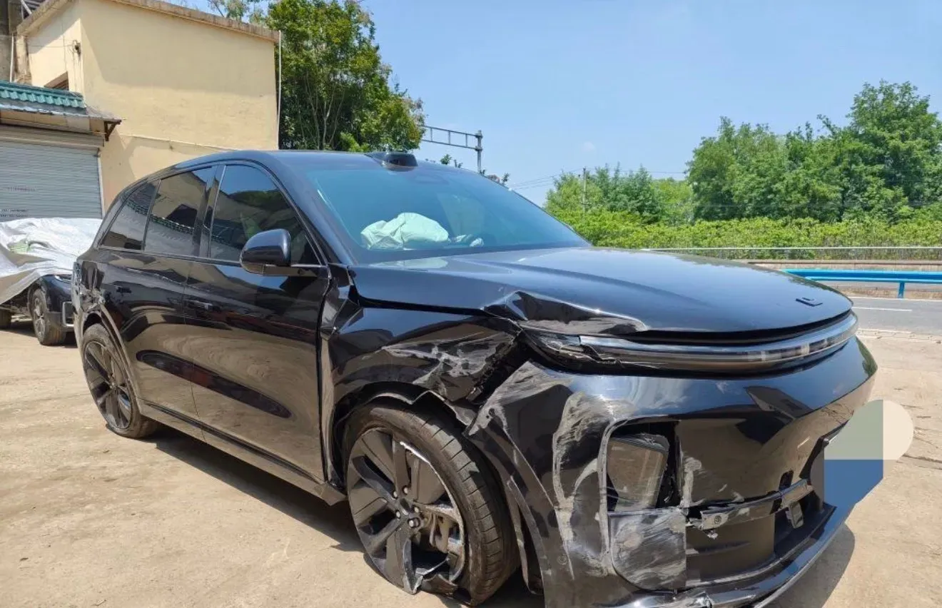 2024 Li L6 Range Extended 154HP L4 REEV 36.8KWH,autocango,china used car exporter,china ev exporter,chinese used car exporter,chinese used ev exporter