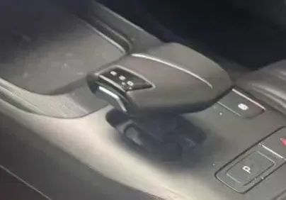 2023 ChangAn Oshan Z6 1.5T 188HP L4 7DCT,autocango,china used car exporter,china ev exporter,chinese used car exporter,chinese used ev exporter