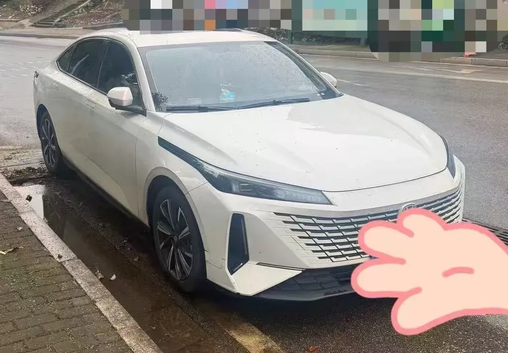 2023 ChangAn Oshan Z6 1.5T 188HP L4 7DCT,autocango,china used car exporter,china ev exporter,chinese used car exporter,chinese used ev exporter