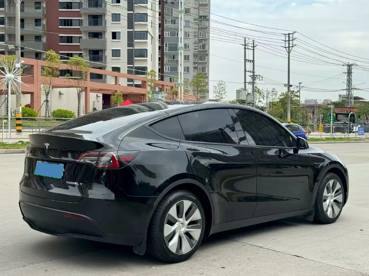 2022 Tesla Model Y BEV 60KWH,autocango,china used car exporter,china ev exporter,chinese used car exporter,chinese used ev exporter