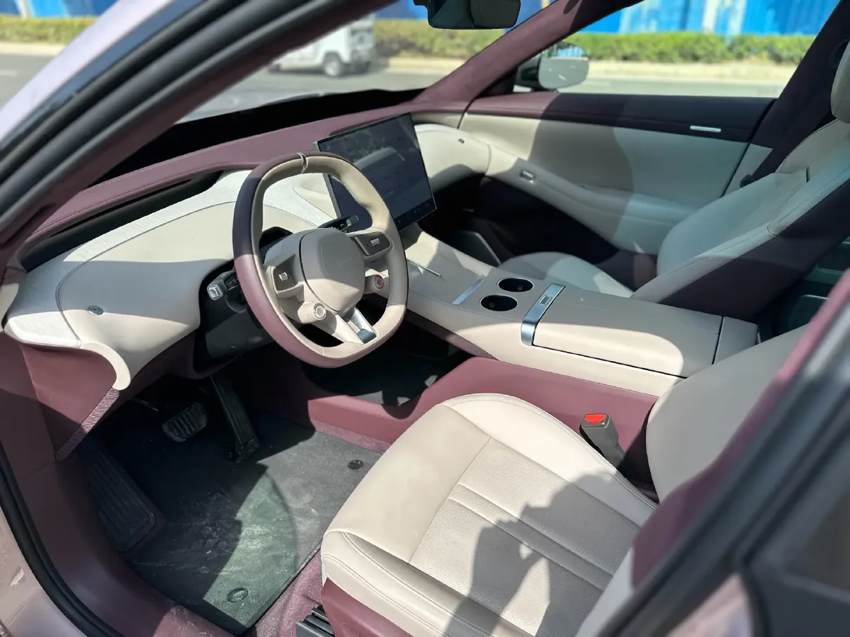 2025 MI YU7 BEV 101.7KWH,autocango,china used car exporter,china ev exporter,chinese used car exporter,chinese used ev exporter