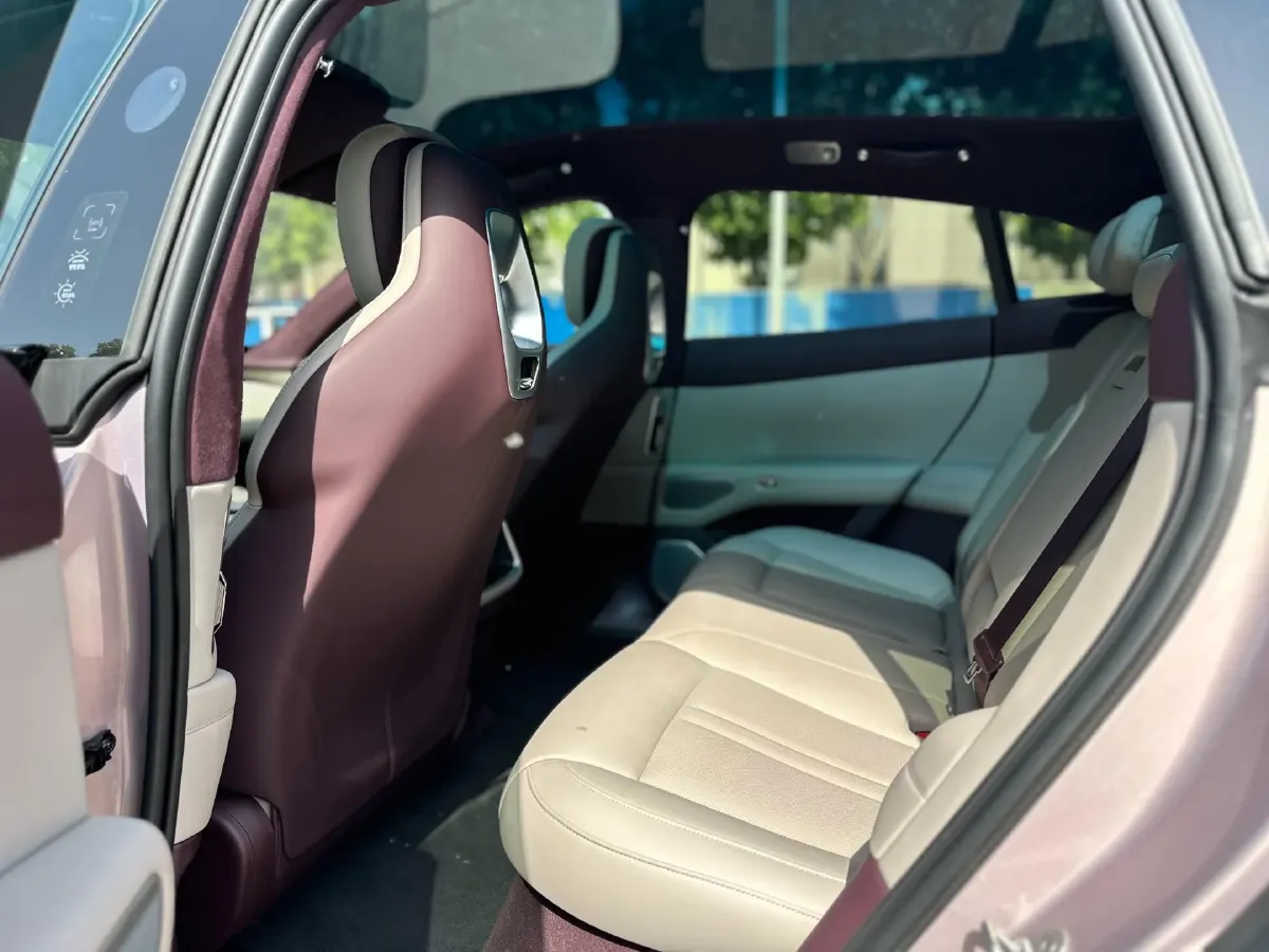 2025 MI YU7 BEV 101.7KWH,autocango,china used car exporter,china ev exporter,chinese used car exporter,chinese used ev exporter