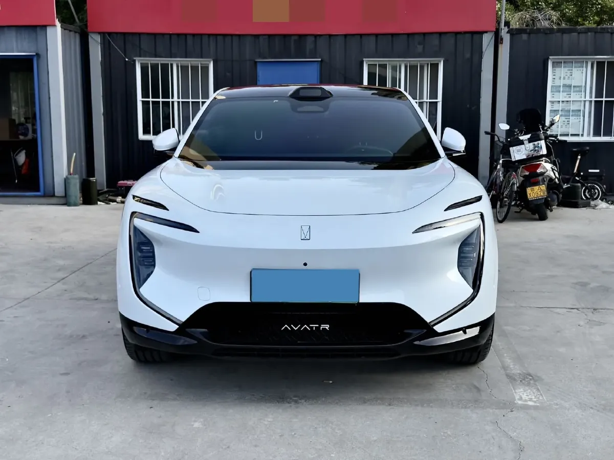2024 Avatr 07 1.5T 156HP L4 REEV 39.05KWH,autocango,china used car exporter,china ev exporter,chinese used car exporter,chinese used ev exporter