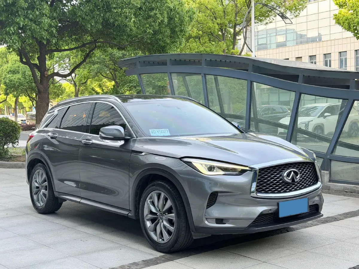 2020 Infiniti QX50 2.0T 245HP L4 CVT,autocango,china used car exporter,china ev exporter,chinese used car exporter,chinese used ev exporter