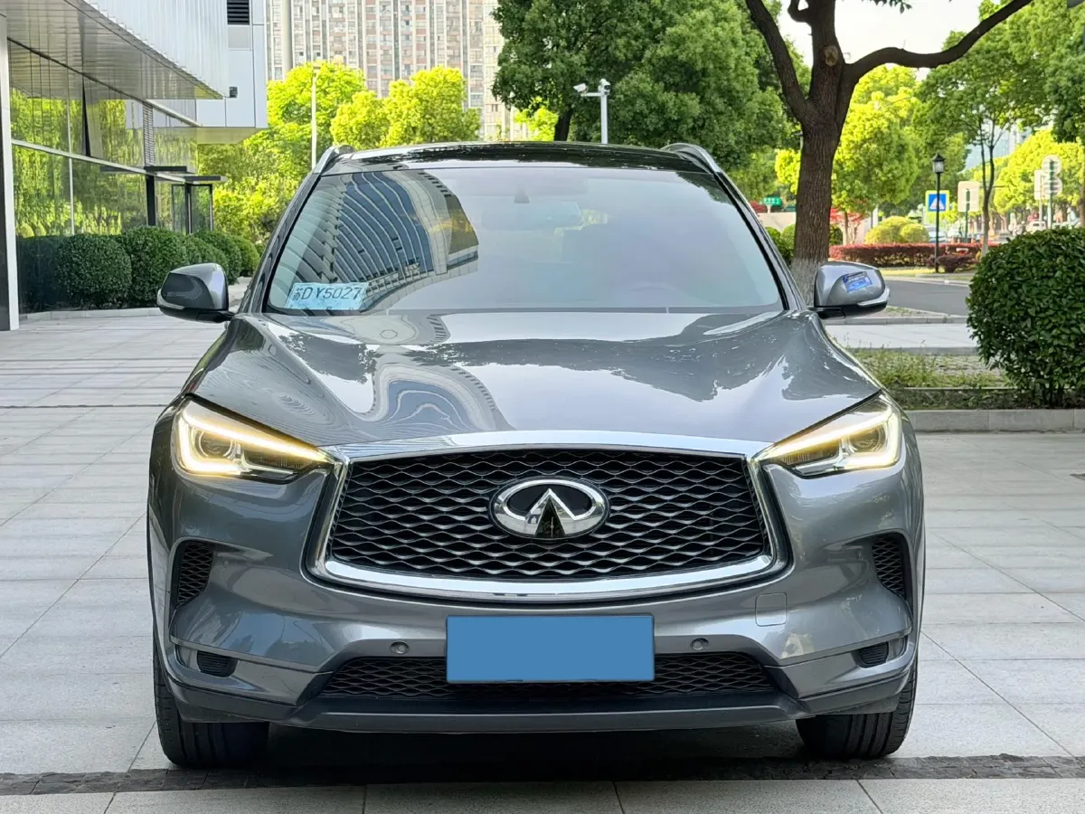 2020 Infiniti QX50 2.0T 245HP L4 CVT,autocango,china used car exporter,china ev exporter,chinese used car exporter,chinese used ev exporter
