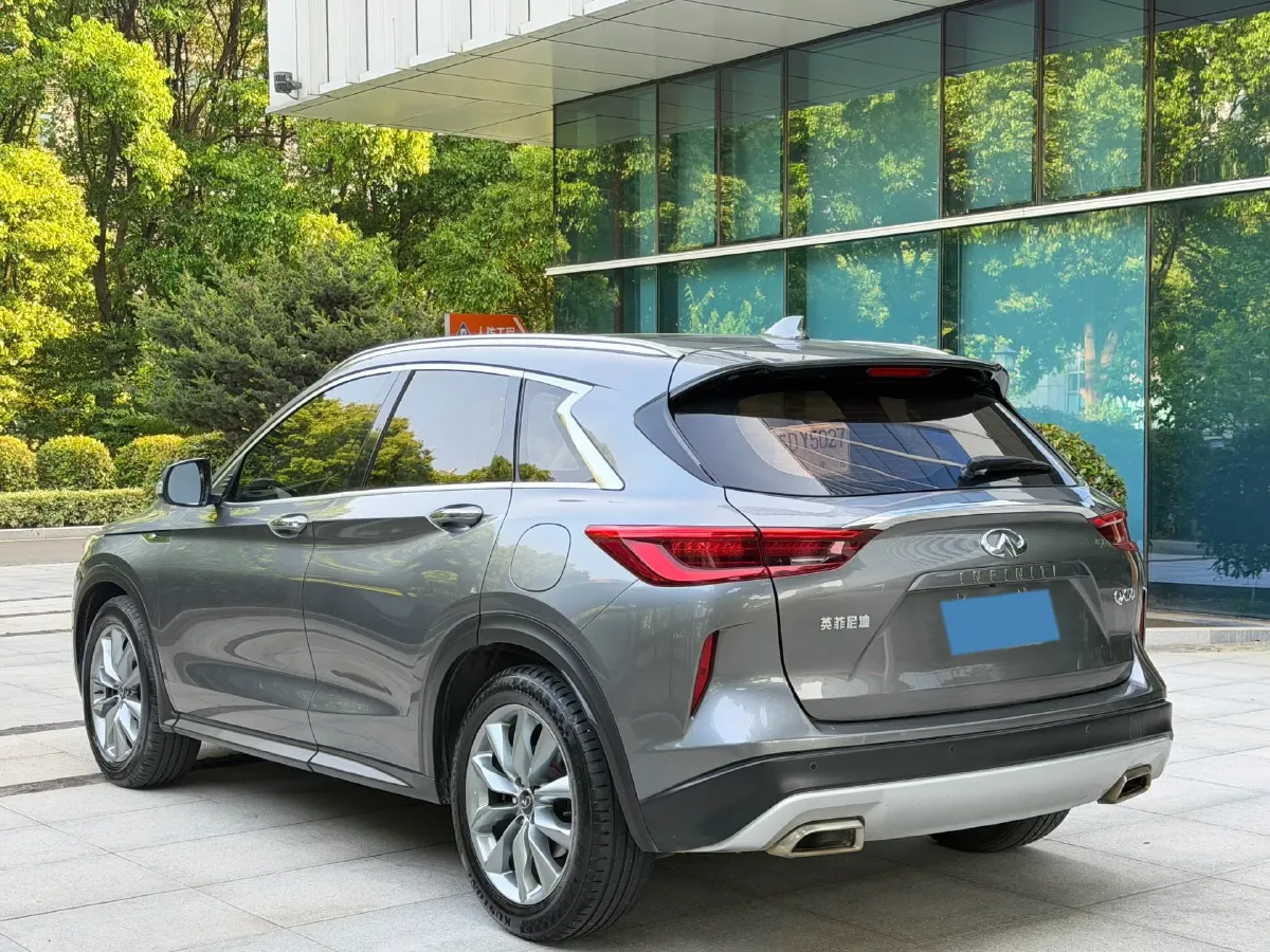 2020 Infiniti QX50 2.0T 245HP L4 CVT,autocango,china used car exporter,china ev exporter,chinese used car exporter,chinese used ev exporter