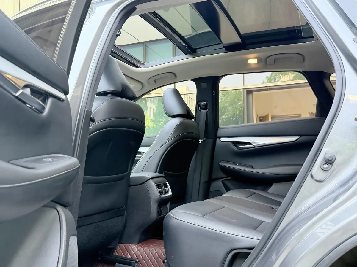 2020 Infiniti QX50 2.0T 245HP L4 CVT,autocango,china used car exporter,china ev exporter,chinese used car exporter,chinese used ev exporter