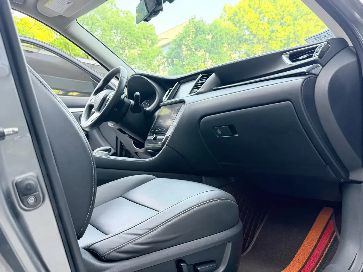 2020 Infiniti QX50 2.0T 245HP L4 CVT,autocango,china used car exporter,china ev exporter,chinese used car exporter,chinese used ev exporter