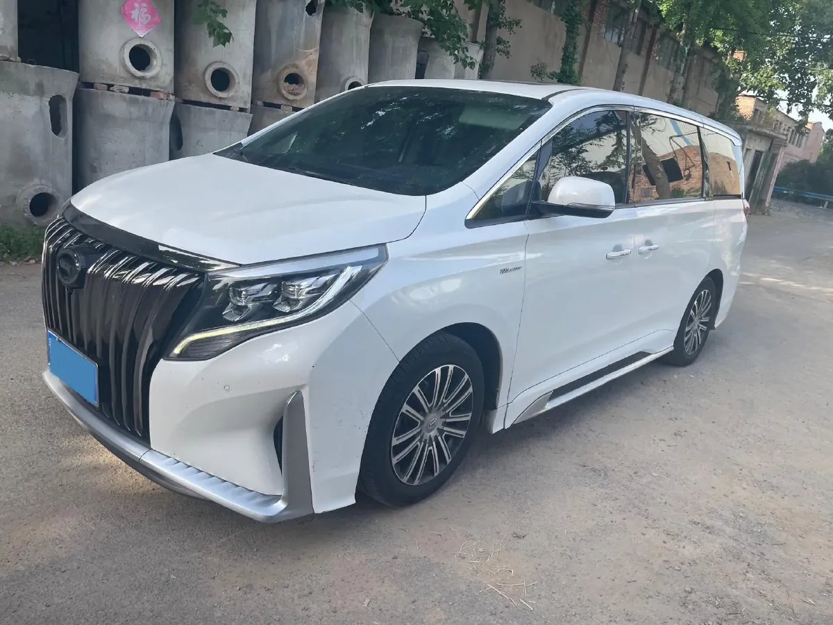 2021 GAC Trumpchi M8 2.0T 252HP L4 8AT,autocango,china used car exporter,china ev exporter,chinese used car exporter,chinese used ev exporter