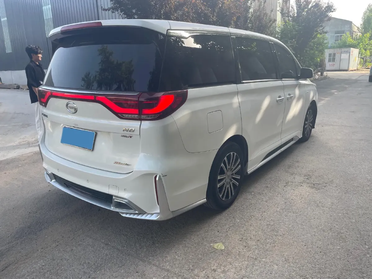 2021 GAC Trumpchi M8 2.0T 252HP L4 8AT,autocango,china used car exporter,china ev exporter,chinese used car exporter,chinese used ev exporter