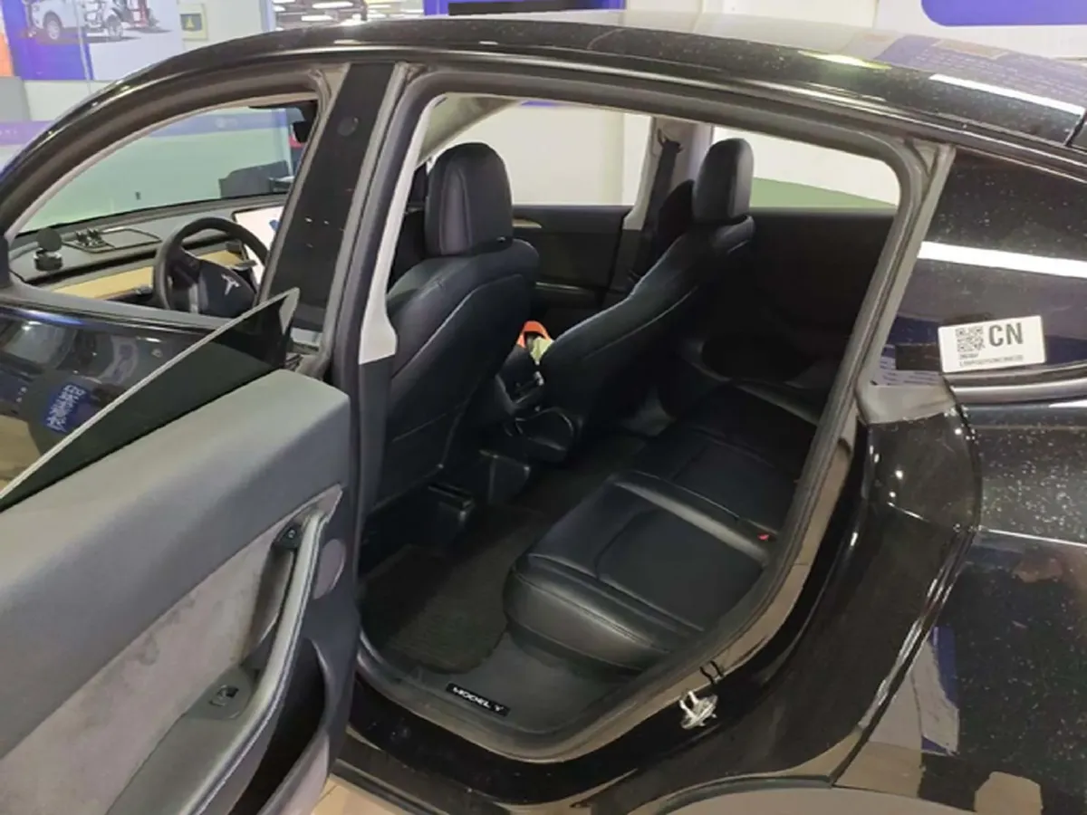 2022 Tesla Model Y BEV 60KWH,autocango,china used car exporter,china ev exporter,chinese used car exporter,chinese used ev exporter