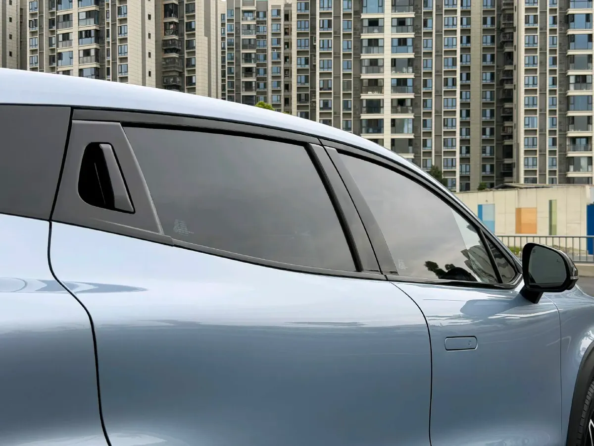 2022 ChangAn UNI-T 1.5T 188HP L4 7DCT,autocango,china used car exporter,china ev exporter,chinese used car exporter,chinese used ev exporter