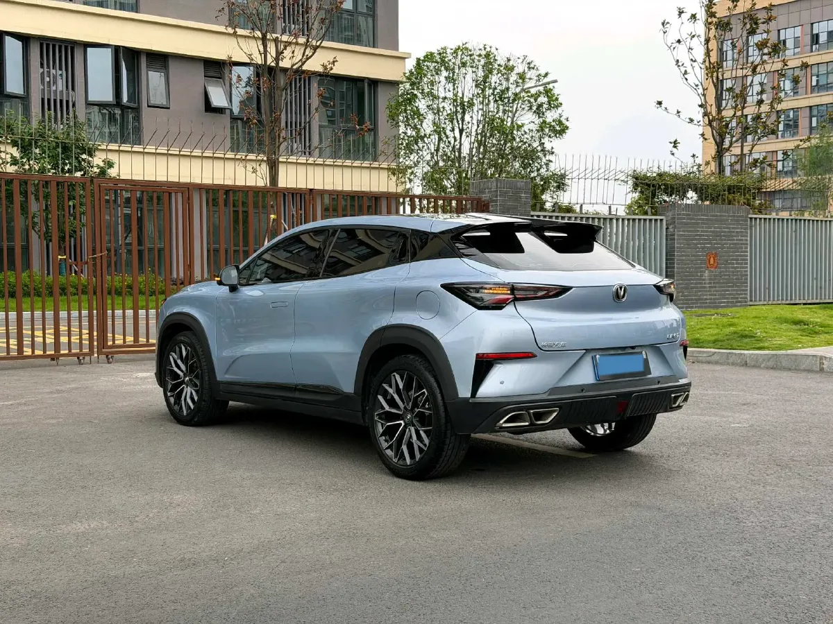 2022 ChangAn UNI-T 1.5T 188HP L4 7DCT,autocango,china used car exporter,china ev exporter,chinese used car exporter,chinese used ev exporter