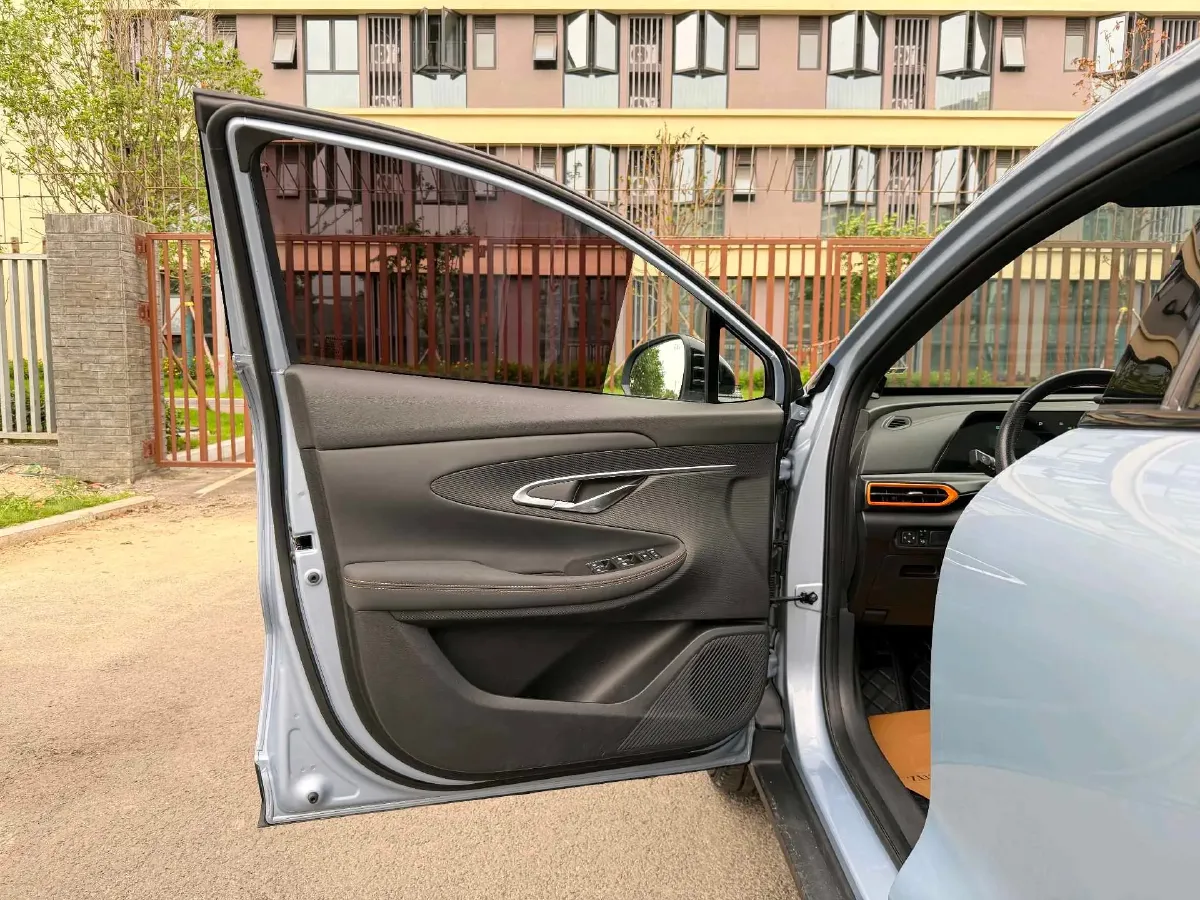 2022 ChangAn UNI-T 1.5T 188HP L4 7DCT,autocango,china used car exporter,china ev exporter,chinese used car exporter,chinese used ev exporter