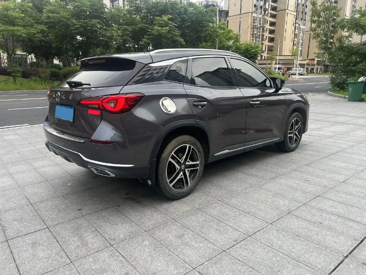 2022 MG ONE 1.5T 181HP L4 CVT,autocango,china used car exporter,china ev exporter,chinese used car exporter,chinese used ev exporter