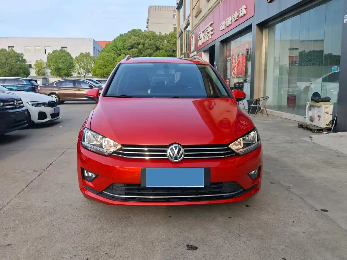 2018 Volkswagen Golf Sportsvan 1.4T 131HP L4 7DCT,autocango,china used car exporter,china ev exporter,chinese used car exporter,chinese used ev exporter