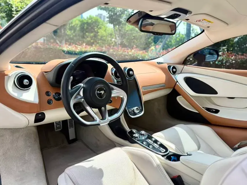 2019 McLaren 570 3.8T 570HP V8 7DCT,autocango,china used car exporter,china ev exporter,chinese used car exporter,chinese used ev exporter