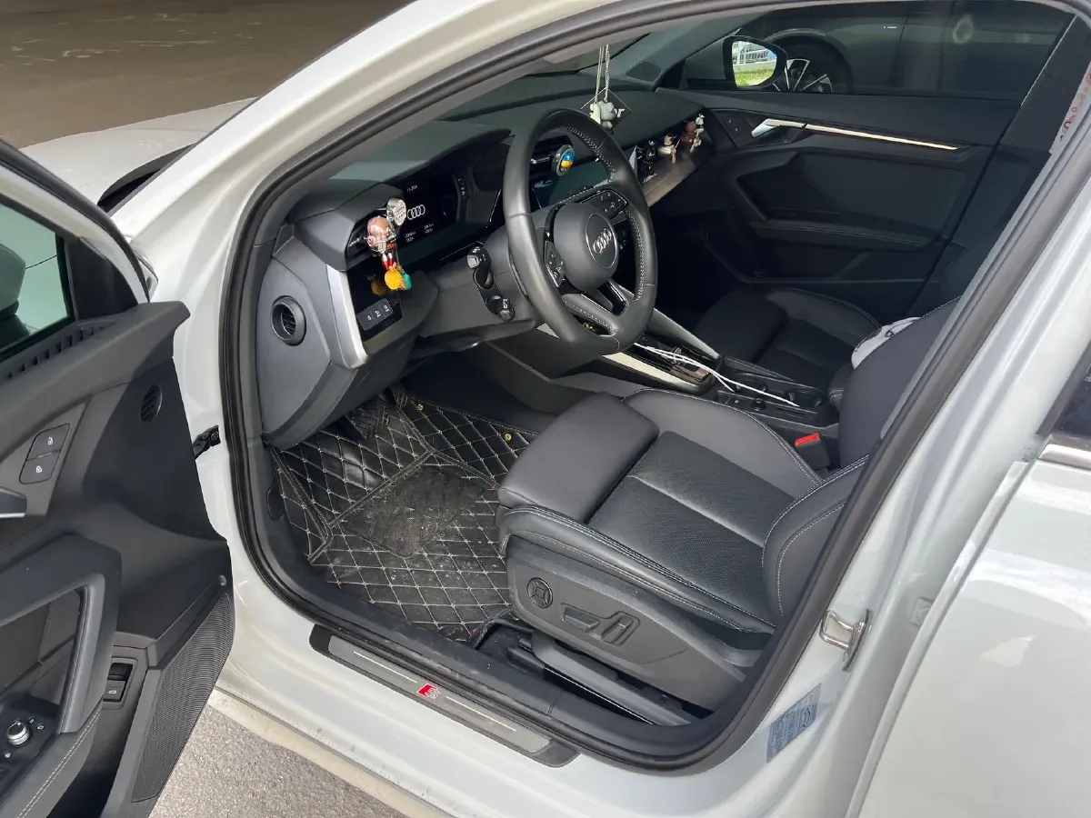 2022 Audi A3 1.4T 150HP L4 7DCT,autocango,china used car exporter,china ev exporter,chinese used car exporter,chinese used ev exporter