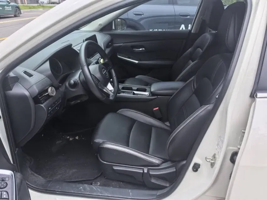 2022 Nissan Sylphy 1.6L 135HP L4 CVT,autocango,china used car exporter,china ev exporter,chinese used car exporter,chinese used ev exporter