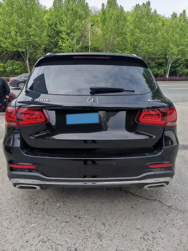 2022 Mercedes-Benz GLC Class 2.0T 258HP L4 9AT,autocango,china used car exporter,china ev exporter,chinese used car exporter,chinese used ev exporter