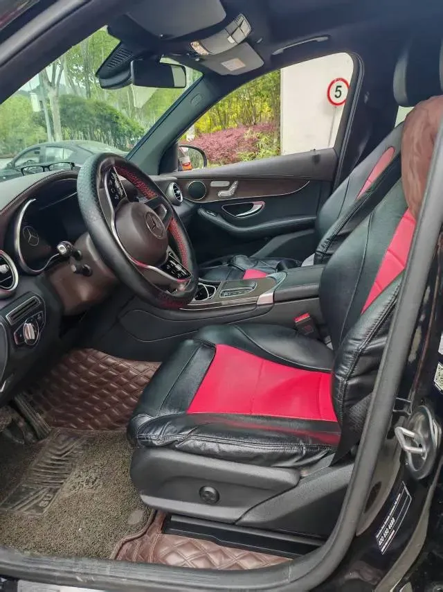 2022 Mercedes-Benz GLC Class 2.0T 258HP L4 9AT,autocango,china used car exporter,china ev exporter,chinese used car exporter,chinese used ev exporter