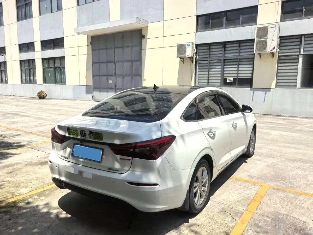 2019 ChangAn Eado 1.6L 128HP L4 5MT,autocango,china used car exporter,china ev exporter,chinese used car exporter,chinese used ev exporter