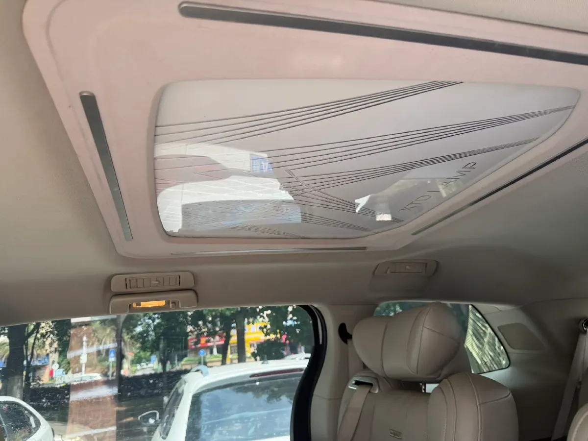 2020 Buick GL8 2.0T 237HP L4 9AT,autocango,china used car exporter,china ev exporter,chinese used car exporter,chinese used ev exporter