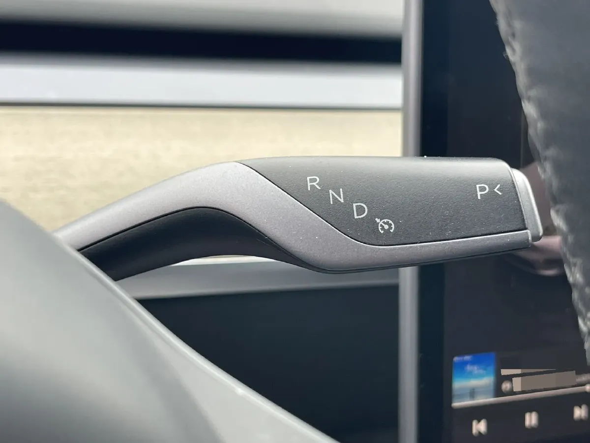 2022 Tesla Model Y BEV 60KWH,autocango,china used car exporter,china ev exporter,chinese used car exporter,chinese used ev exporter