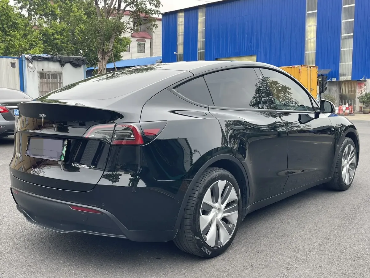 2022 Tesla Model Y BEV 60KWH,autocango,china used car exporter,china ev exporter,chinese used car exporter,chinese used ev exporter
