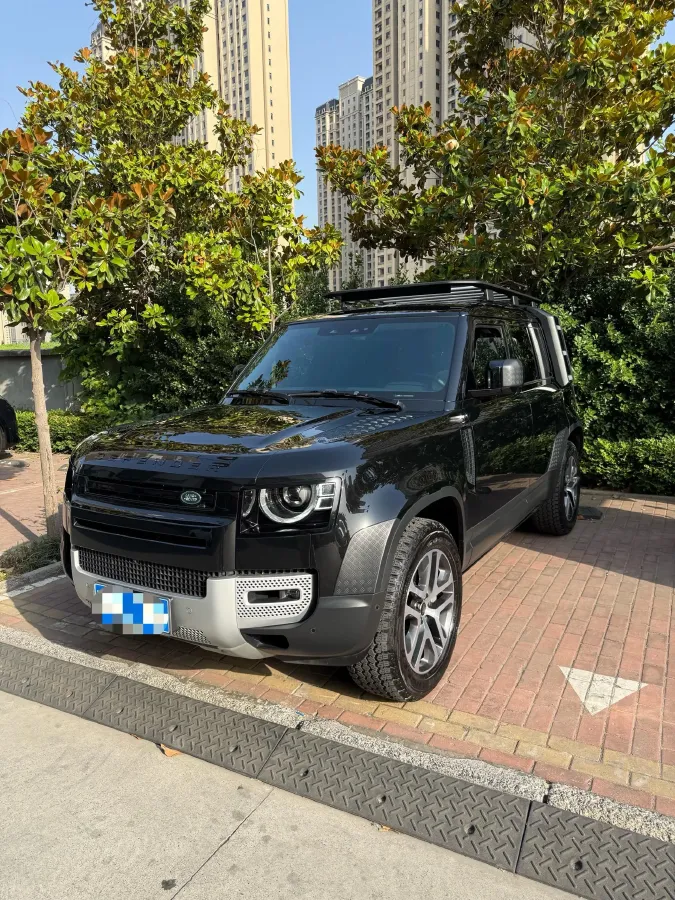 2024 Land Rover Defender 3.0T 400HP L6 8AT,autocango,china used car exporter,china ev exporter,chinese used car exporter,chinese used ev exporter