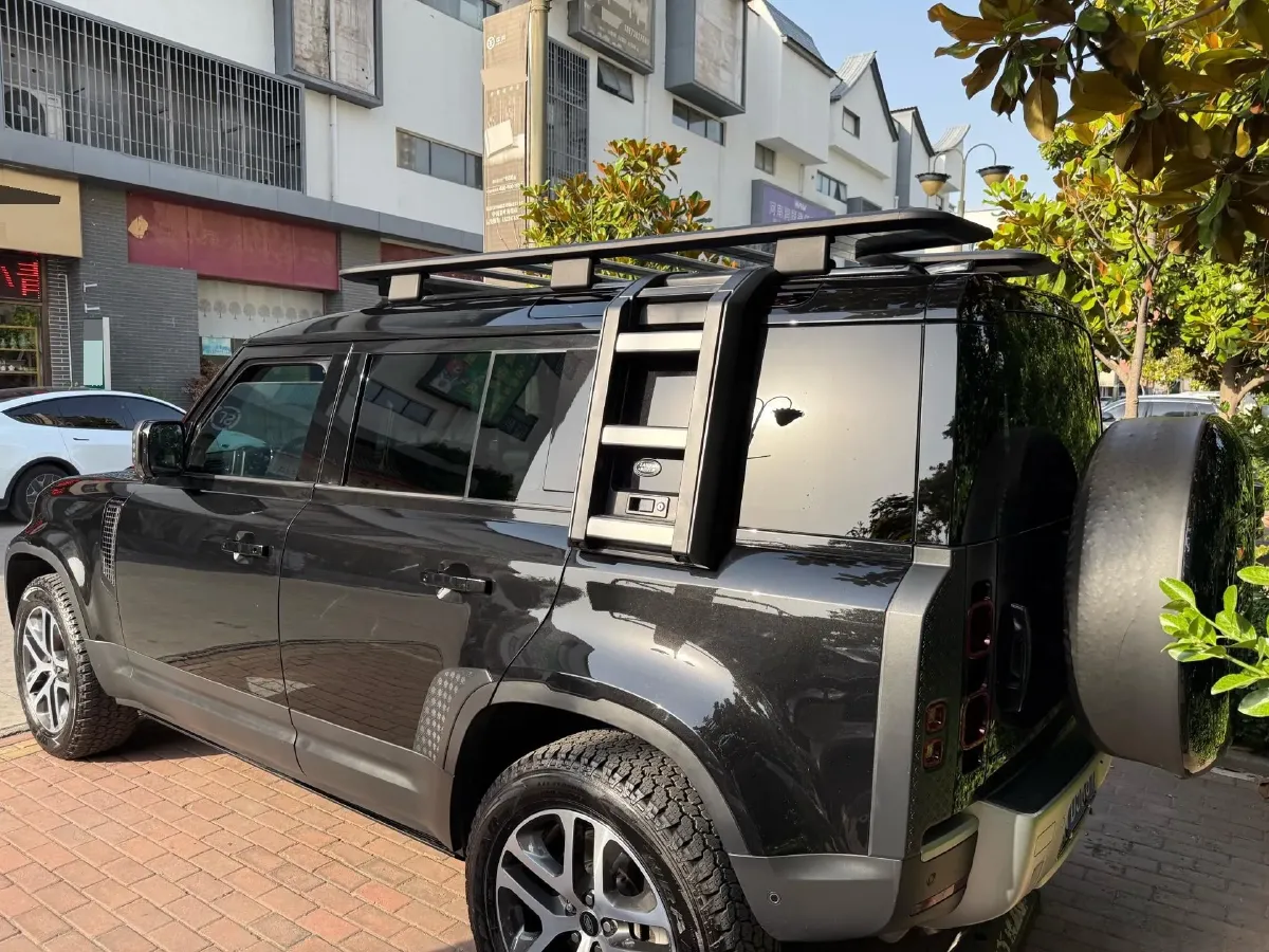 2024 Land Rover Defender 3.0T 400HP L6 8AT,autocango,china used car exporter,china ev exporter,chinese used car exporter,chinese used ev exporter