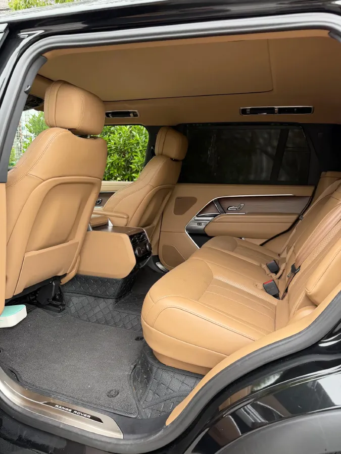 2025 Land Rover Range Rover 3.0T 400HP L6 8AT,autocango,china used car exporter,china ev exporter,chinese used car exporter,chinese used ev exporter